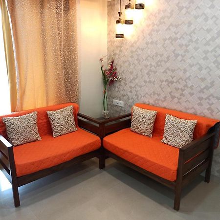 Parishreya Holiday Home ロナバラ エクステリア 写真